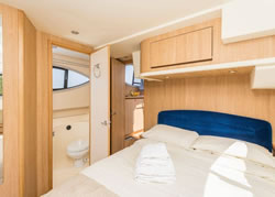 Boat interior image 4